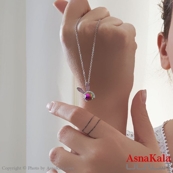 گردنبند زنانه سواروسکی مدل خرگوشی با کارت گارانتی و جعبه سواروفسکی کد GNB16881W