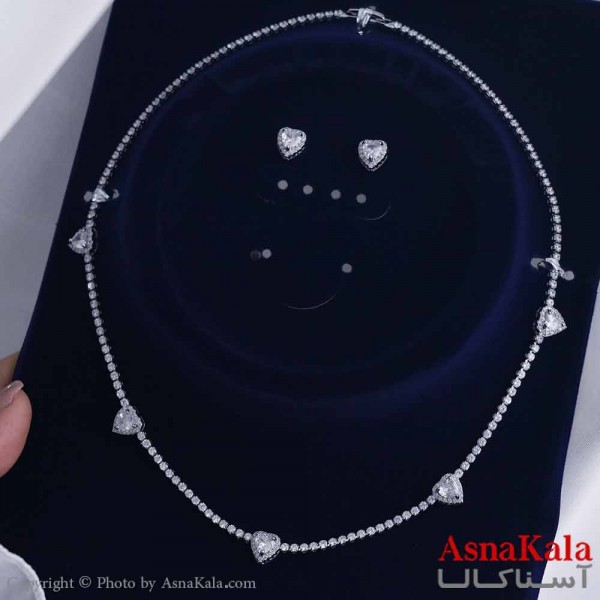 نیم ست زنانه شامل گردنبند و گوشواره  استیل 316 مدل قلب نگین سفید کد NIM14568W