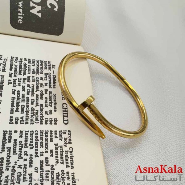 بنگل اسپرت دخترانه استیل 316 مدل میخی طلایی کد DSB18640W