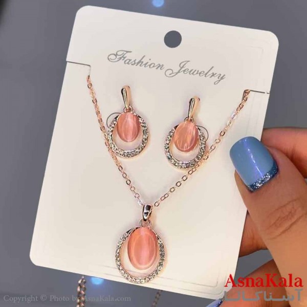 نیم ست زنانه شامل گردنبند و گوشواره  استیل مدل سنگ نگینی کد NIM14586W