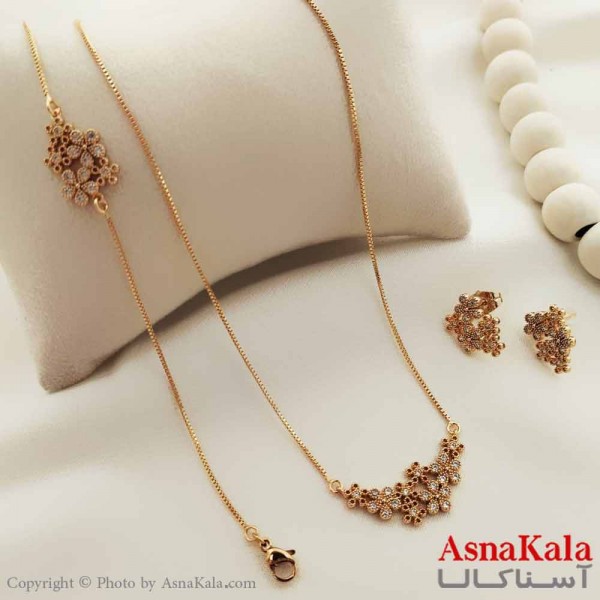 نیم ست زنانه ژوپینگ مدل گل شامل گوشواره و گردنبند و دستبند کد NIM14621W