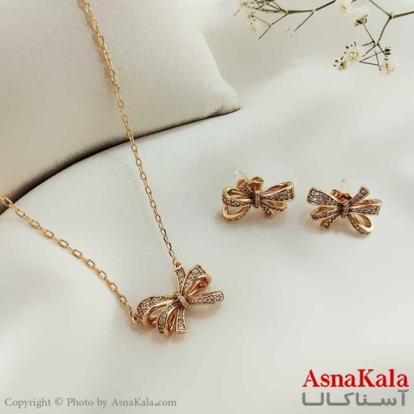 نیم ست زنانه ژوپینگ مدل پاپیون طلایی شامل گوشواره و گردنبند کد NIM14627W