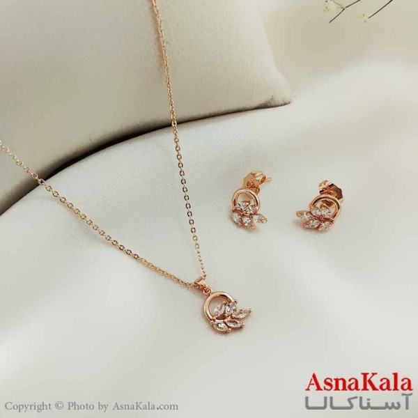 نیم ست زنانه ژوپینگ مدل برگ شامل گوشواره و گردنبند کد NIM14628W