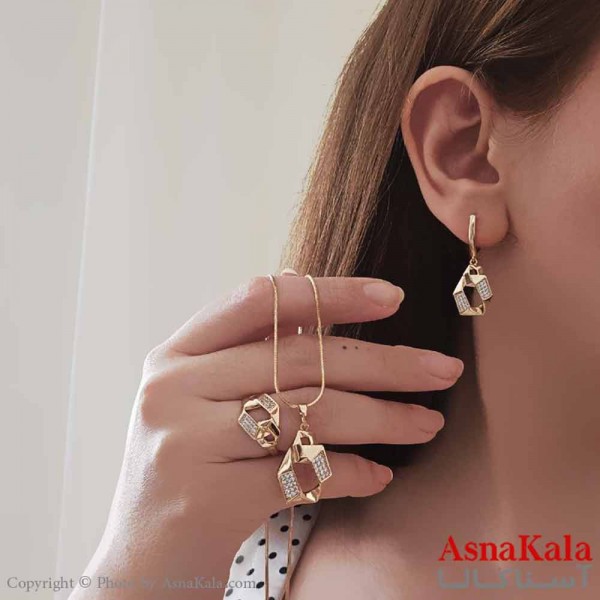 نیم ست زنانه ژوپینگ مدل چند ضلعی نگینی شامل گوشواره و گردنبند و انگشتر کد NIM14648W