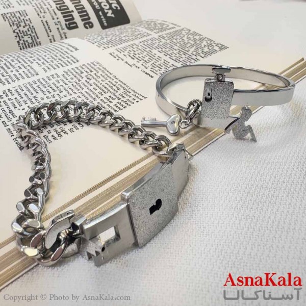 نیم ست زنانه شامل دو دستبند استیل مدل کلید و قفل کد NIM14657W