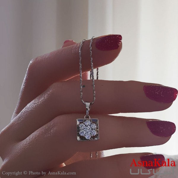 گردنبند ژوپینگ مینیمال دخترانه مدل مربع نگینی کد GNB161107W