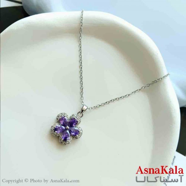 گردنبند زنانه استیل مینیمال مدل گل بنفش کد GNB161351W