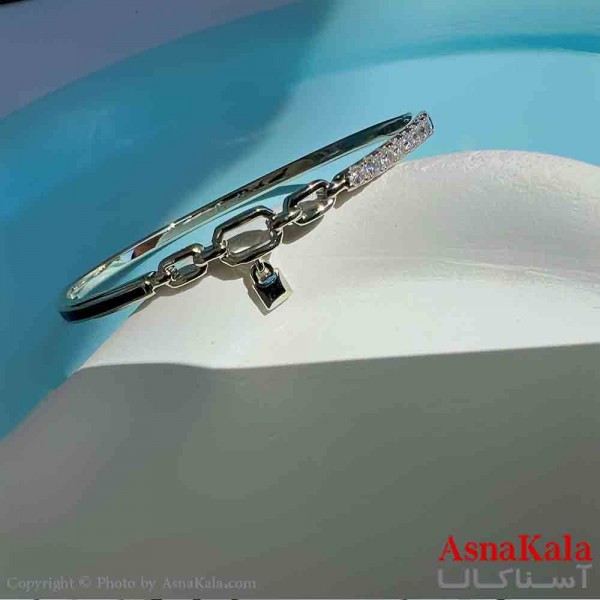 بنگل مینیمال دخترانه XUPING مدل قفل نقره ای کد DSB18813W