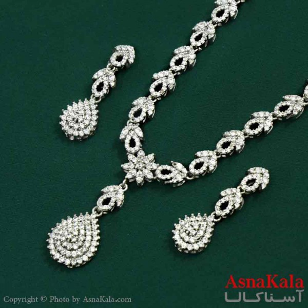 نیم ست زنانه جواهری شامل گردنبند و گوشواره استیل مدل اشک کد NIM14719W