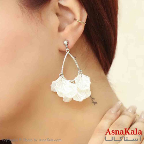 گوشواره استیل مینیمال زنانه مدل آویزی گلبرگ صدفی کد GSH151193W