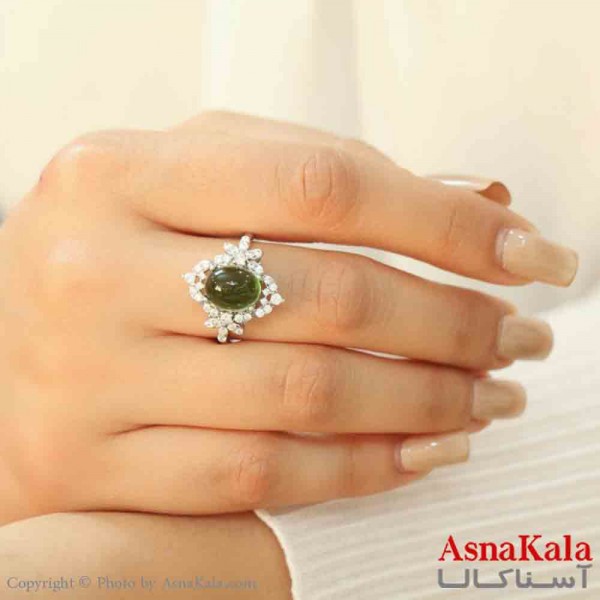 انگشتر زنانه استیل مینیمال مدل نگینی سبز کد ANG19772W