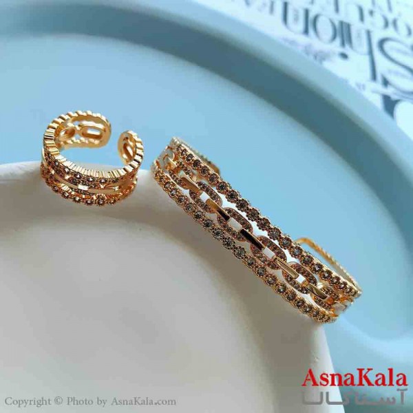 نیم ست زنانه شامل انگشتر و دستبند استیل مدل نگین طلایی کد NIM14738W