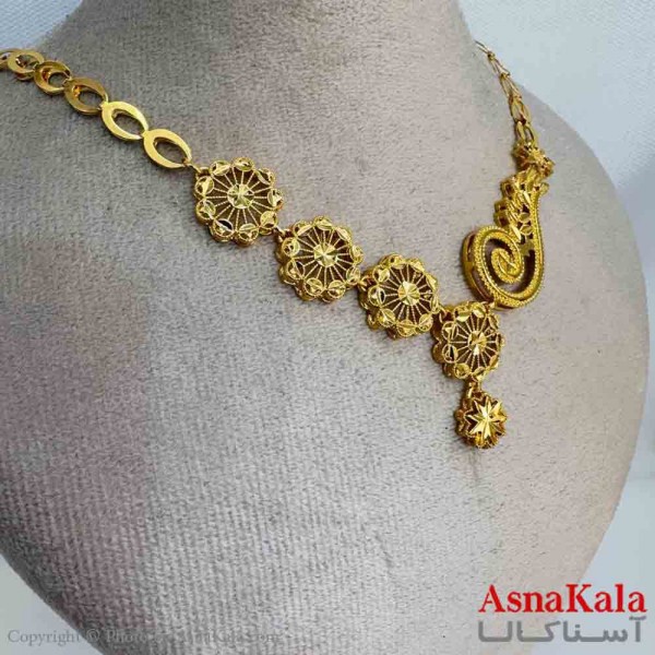 گردنبند زنانه طلاروس مدل طلایی درخشان کد GNB161491W
