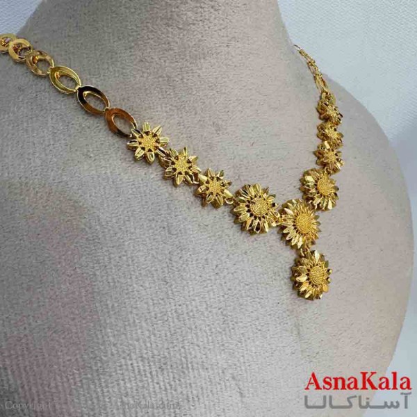 گردنبند زنانه طلاروس شیک مدل گل طلایی  کد GNB161494W
