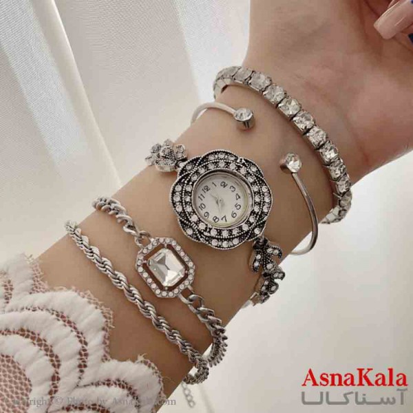 ساعت زنانه نگیندار همراه با 4عدد دستبند با موتور کوارتز کد WTCH11296W