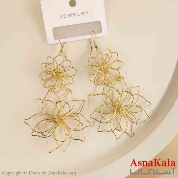 گوشواره استیل مینیمال دخترانه مدل گل طلایی کد GSH151497W