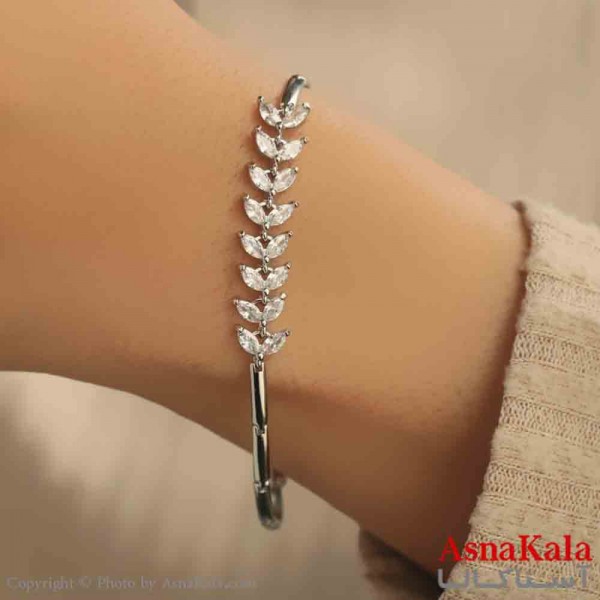 دستبند دخترانه پینترستی استیل مدل برگ نگینی کد DSB181122W