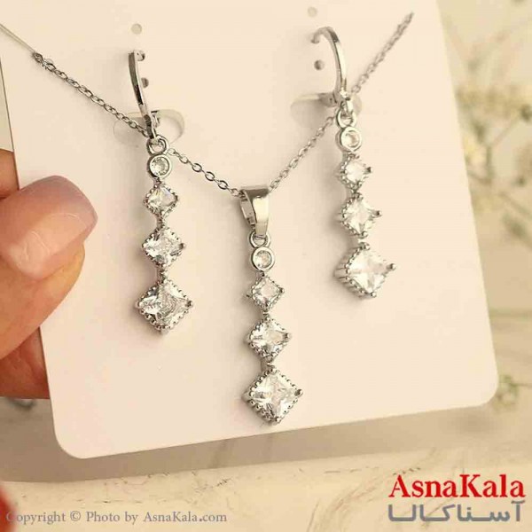 نیم ست زنانه شامل گردنبند و گوشواره استیل مدل آویز نگینی  کد NIM14862W