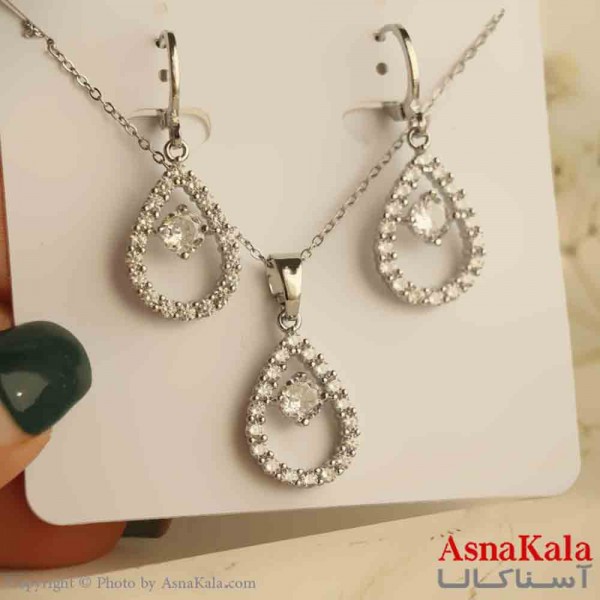 نیم ست زنانه شامل گردنبند و گوشواره استیل مدل اشک جواهری کد NIM14866W