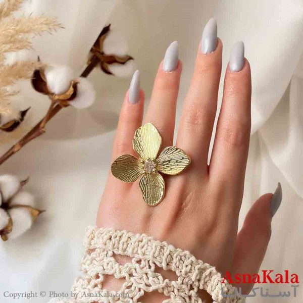 انگشتر زنانه استیل مینیمال مدل 4پر فانتزی کد ANG19813W