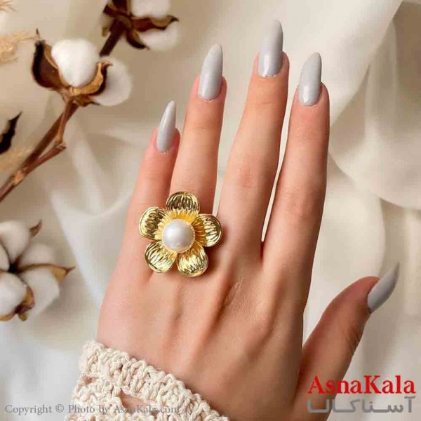 انگشتر زنانه استیل مینیمال مدل گل مرواریدی شیک طلایی کد ANG19846W