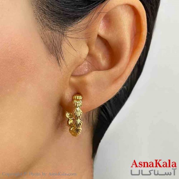 گوشواره دخترانه مینیمال حلقه صدفی فشن رنگ طلایی کد GSH151705W