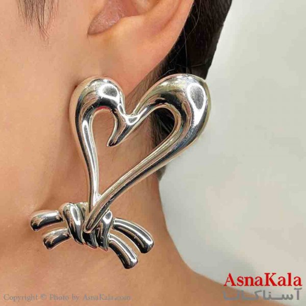 گوشواره دخترانه مینیمال طرح قلب و گره فشن رنگ نقره ای کد GSH151733W