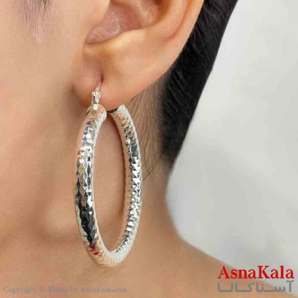 گوشواره دخترانه مینیمال طرح حلقه بزرگ فشن رنگ نقره ای کد GSH151763W