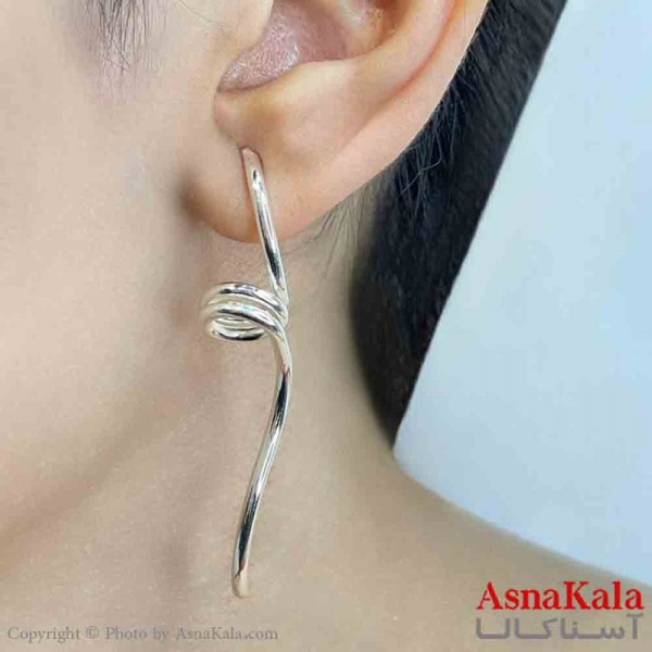 گوشواره دخترانه مینیمال طرح پیچ فشن رنگ نقره ای کد GSH151767W