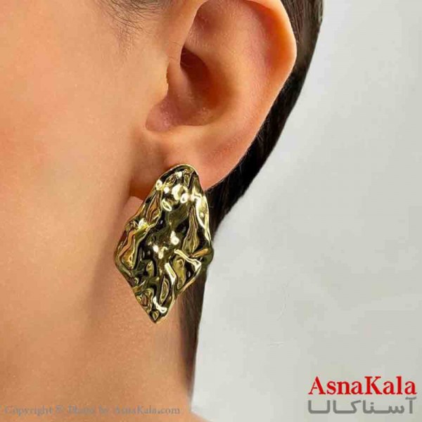 گوشواره دخترانه مینیمال طرح پیچش مدرن فشن رنگ طلایی کد GSH151811W