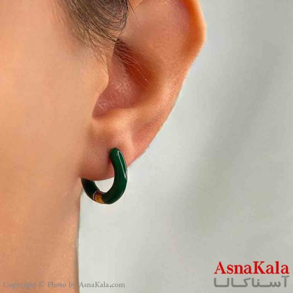 گوشواره دخترانه مینیمال طرح میناکاری نگین سبز فشن رنگ طلایی کد GSH151817W