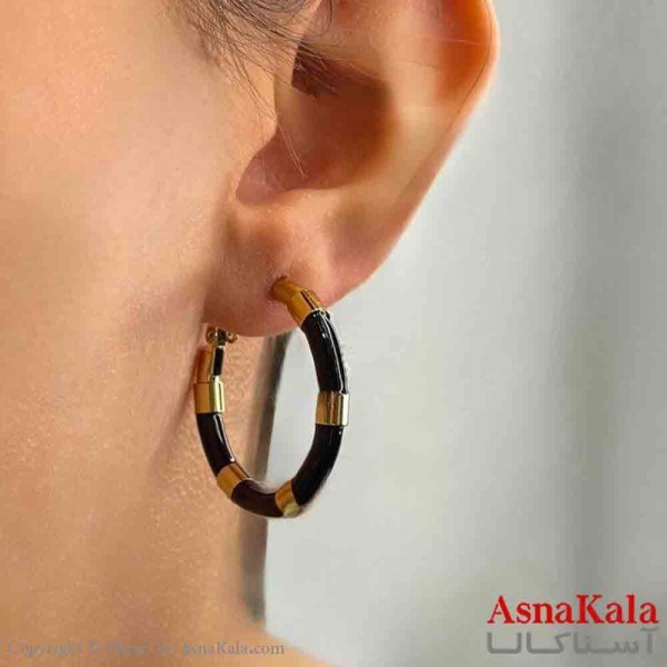 گوشواره دخترانه مینیمال طرح میناکاری نگین مشکی فشن رنگ طلایی کد GSH151819W
