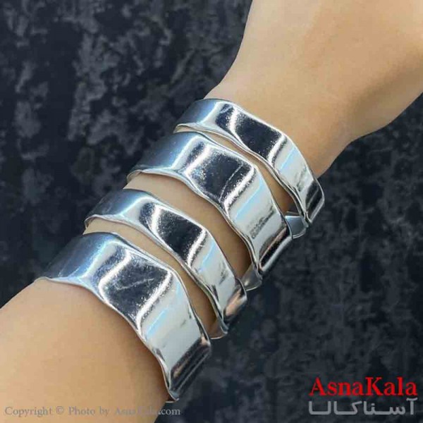 دستبند دخترانه پینترستی استیل آینه ای طرح چند لاین پهن رنگ نقره ای کد DSB181220W