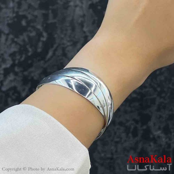 بنگل دخترانه پینترستی استیل آینه ای طرح آینه ای برجسته پهن رنگ نقره ای کد DSB181230W