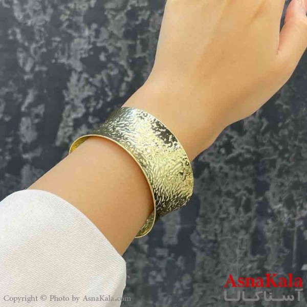 بنگل دخترانه پینترستی استیل طرح شنی مات پهن رنگ طلایی کد DSB181261W