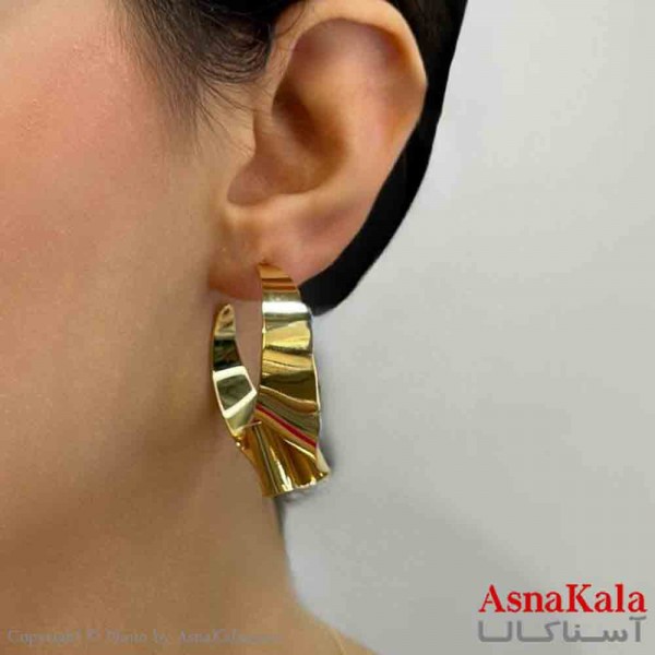 گوشواره دخترانه مینیمال طرح حلقه ای آینه ای پیچی رنگ طلایی کد GSH151839W