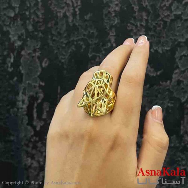 انگشتر زنانه استیل مینیمال مدل کله ببر رنگ طلایی فری سایز کد ANG19858W