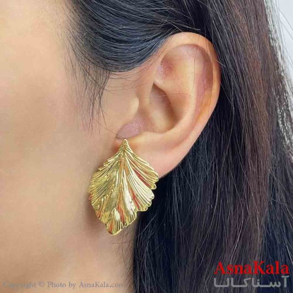 گوشواره دخترانه مینیمال طرح برگ رنگ طلایی کد GSH151857W
