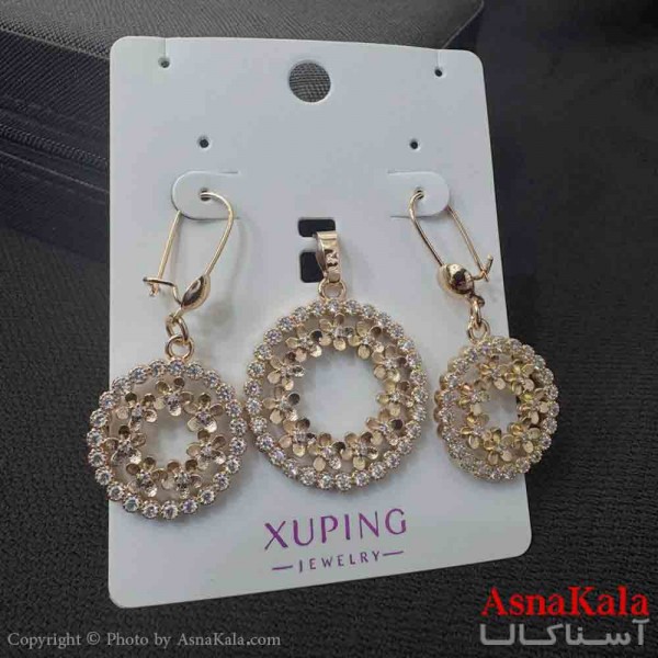 نیم ست زنانه ژوپینگ مدل گل ریز نگیندار شامل گوشواره و آویز کد NIM14926W