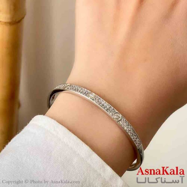 بنگل دخترانه پینترستی استیل کارتیر فول نگیندار رنگ نقره ای کد DSB181393W