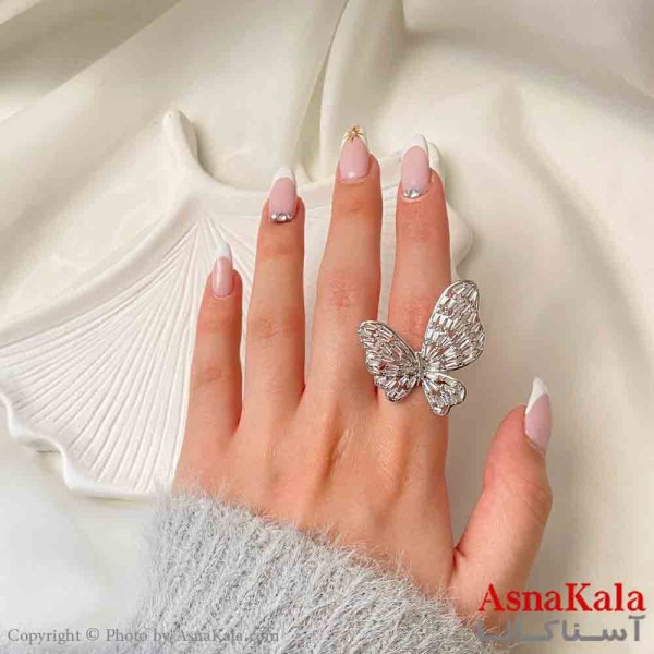 انگشتر زنانه استیل مینیمال مدل پروانه نگیندار فری سایز  رنگ نقره ای کد ANG19864W