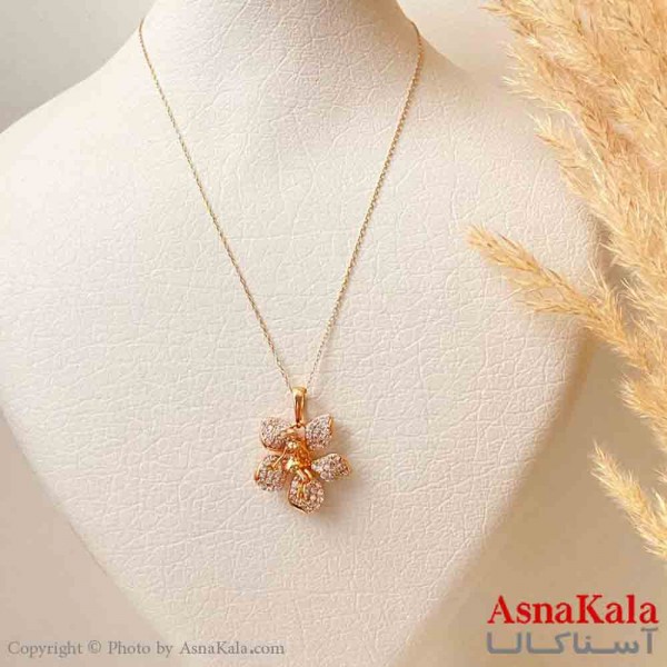 آویز ژوپینگ مینیمال دخترانه مدل گل پنچ برگ نگیندار ترند  رنگ طلایی ترند کد GNB161839W