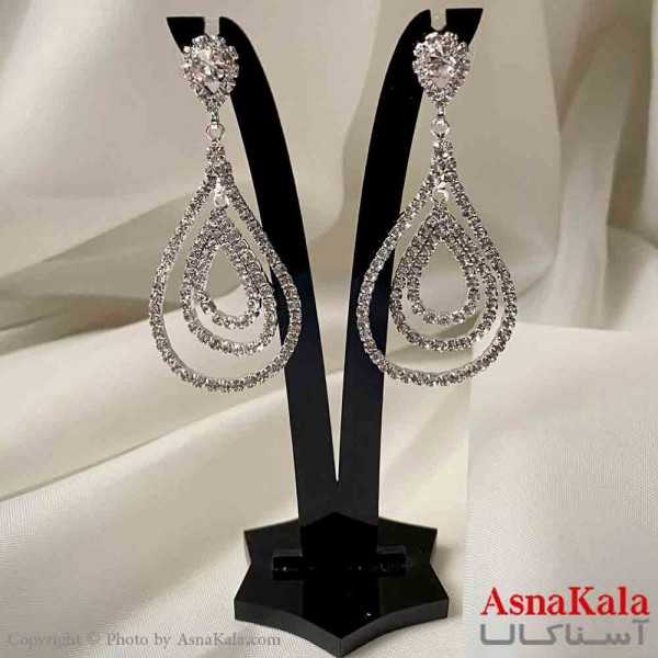 گوشواره دخترانه مدل آویز جواهری دو اشک رنگ نقره ای کد GSH151943W