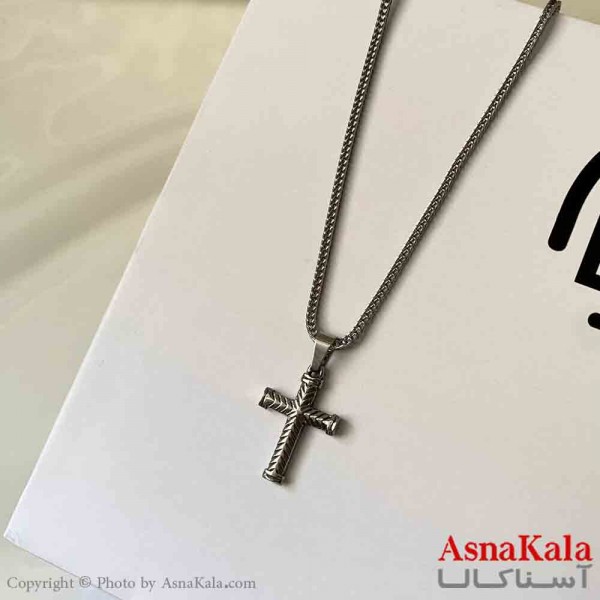 گردنبند اسپورت مدل صلیب راه راه استیل  رنگ نقره ای کد GNB161881W