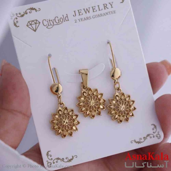 نیم ست زنانه برنجی شامل گردنبند و گوشواره   کد NIM141002W