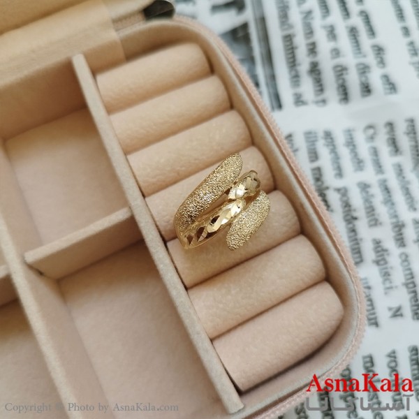انگشتر زنانه تراش طلاروس رنگ ثابت طلایی ANG19897W
