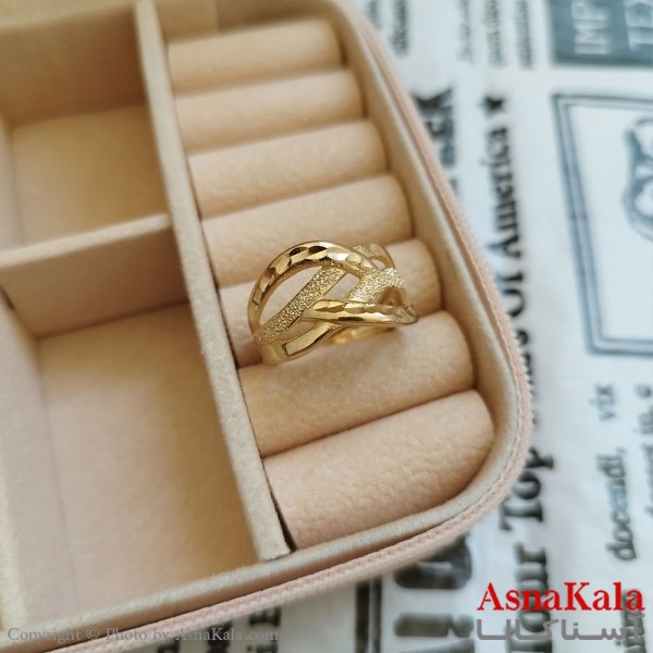 انگشتر زنانه تراش طلاروس رنگ ثابت مشابه طلا  ANG19960W