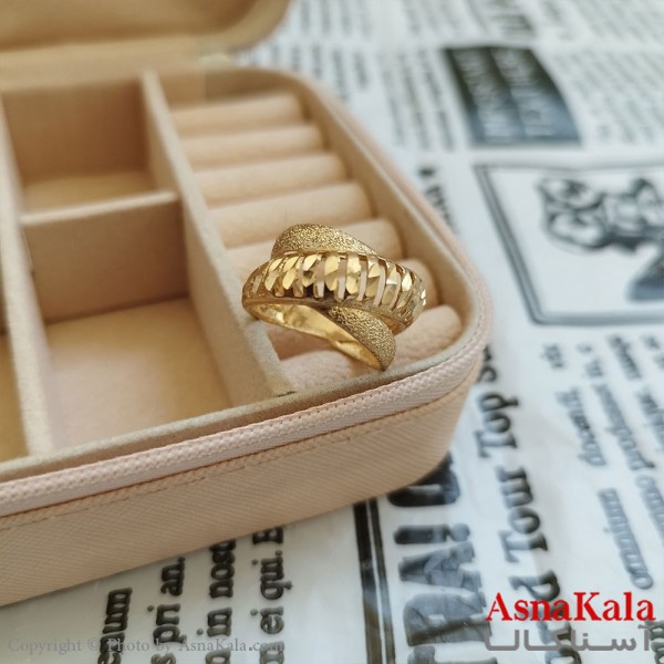 انگشتر زنانه تراش طلاروس رنگ ثابت مشابه طلا  ANG19963W