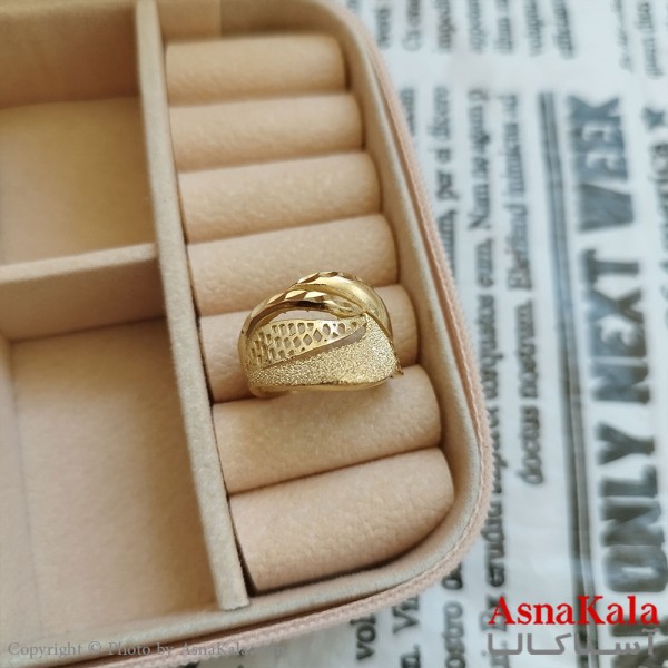 انگشتر زنانه تراش طلاروس رنگ ثابت مشابه طلا  ANG19982W