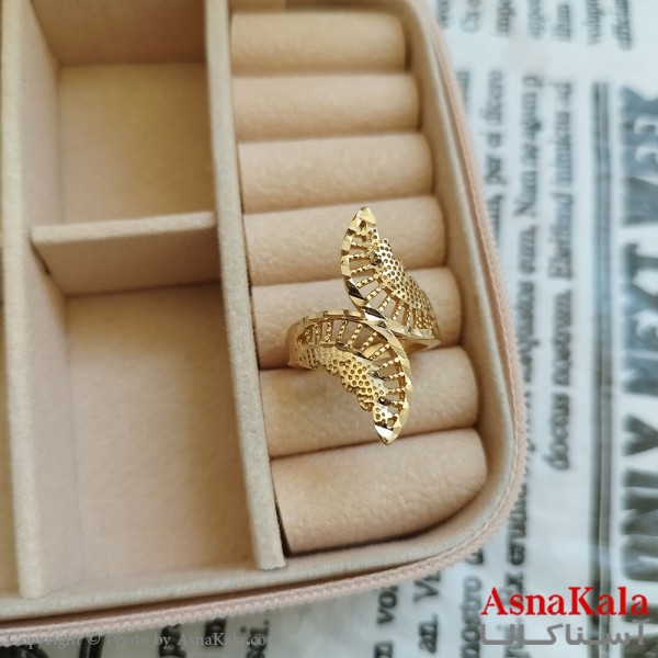 انگشتر زنانه تراش طلاروس رنگ ثابت مشابه طلا  ANG19984W